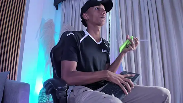 JulienSaint online show from 04/07/26, 11:54