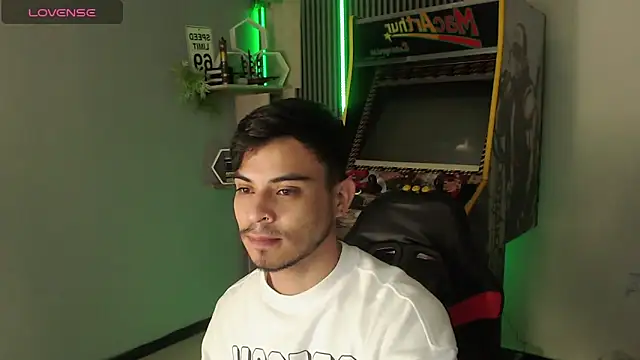 Bastian MCcormick online show from 11/23/25, 04:12