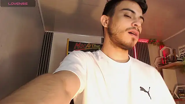 Bastian MCcormick online show from 12/14/25, 11:59