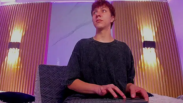 IM DAREN online show from 10/18/25, 11:44