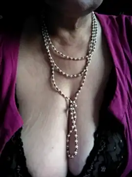 Troiavaca online show from 11/21/25, 01:43