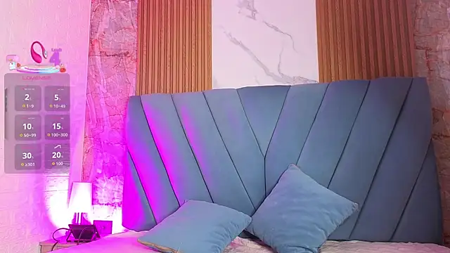 Snapshot of nathalia_koch_ chatting on 01/13/26, 08:36 nathalia koch online show from 01/13/26, 08:36