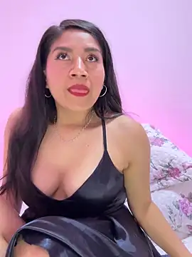 Snapshot of Ariana2017 chatting on 09/16/25, 04:13 Ariana2017 online show from 09/16/25, 04:13