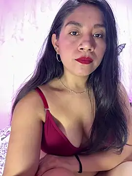 Snapshot of Ariana2017 chatting on 11/07/25, 03:06 Ariana2017 online show from 11/07/25, 03:06