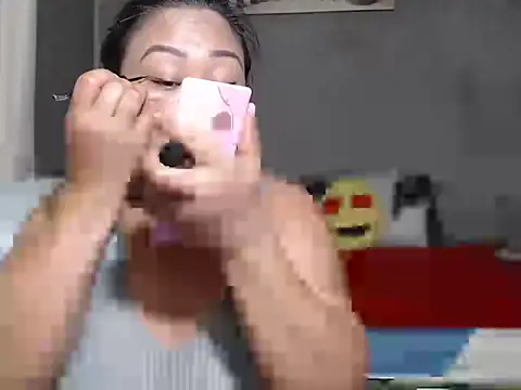 Snapshot of jengrey chatting on 04/15/26, 12:17 jengrey online show from 04/15/26, 12:17