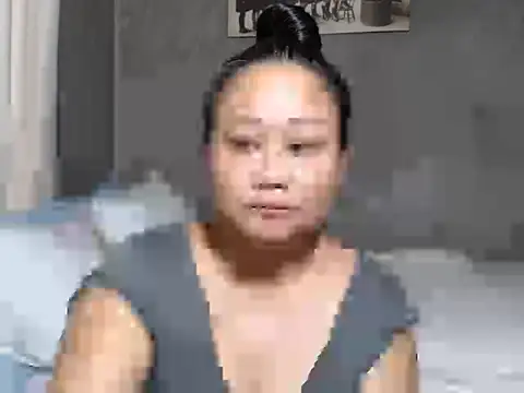 Snapshot of jengrey chatting on 05/09/26, 01:44 jengrey online show from 05/09/26, 01:44