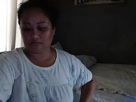 Snapshot of jengrey chatting on 05/18/26, 07:25 jengrey online show from 05/18/26, 07:25