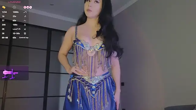 lunajii online show from 10/11/25, 03:06