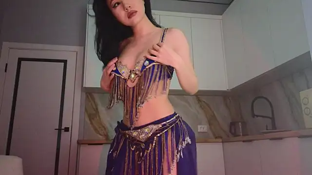 Snapshot of lunajii chatting on 04/26/26, 11:24 lunajii online show from 04/26/26, 11:24