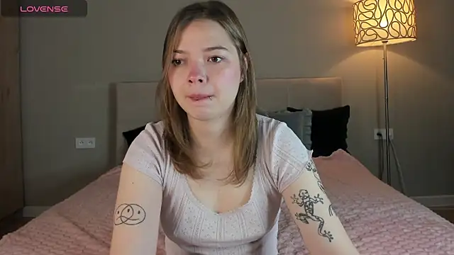 patriciapink online show from 11/30/25, 09:57