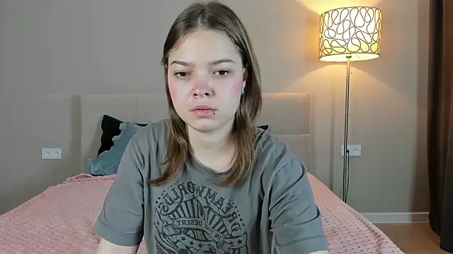 patriciapink online show from 12/16/25, 08:52