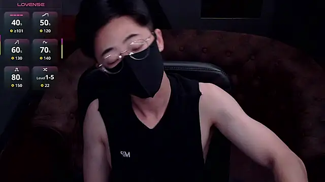 Snapshot of asiantwinkz chatting on 10/11/25, 10:58 asiantwinkz online show from 10/11/25, 10:58