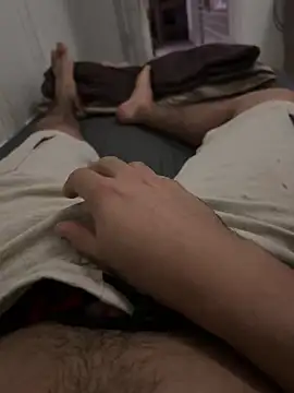 Snapshot of niwarou chatting on 10/03/25, 04:48 niwarou online show from 10/03/25, 04:48