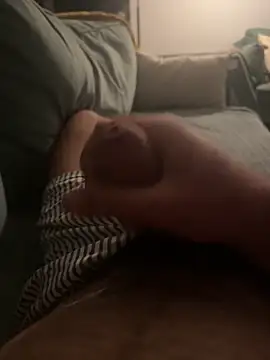 Bigtitsloveshow online show from 10/28/25, 03:54