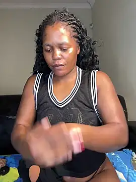 Kikie23 online show from 04/12/26, 04:17