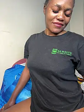 Kikie23 online show from 05/20/26, 03:02
