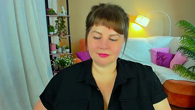 CrystaalStaar online show from 10/10/25, 07:13