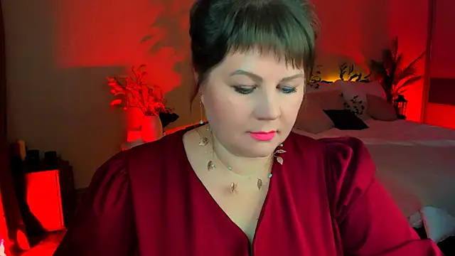 CrystaalStaar online show from 11/20/25, 06:40