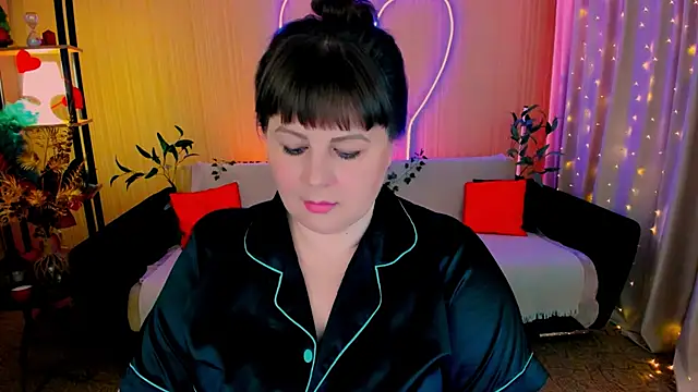 CrystaalStaar online show from 04/10/26, 07:40