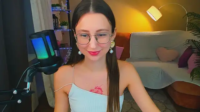 YourLovellyStory online show from 11/14/25, 11:42