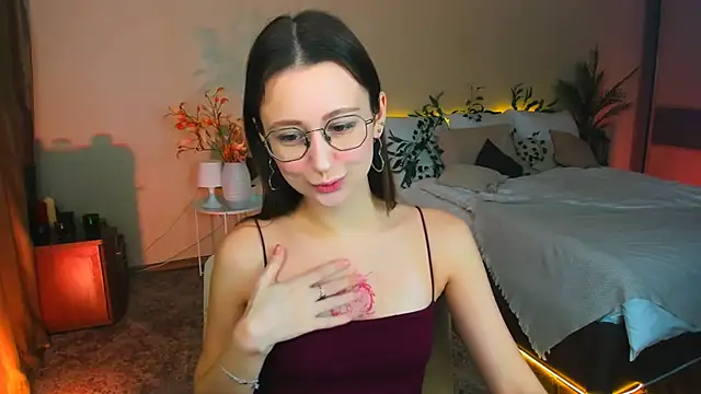 YourLovellyStory online show from 11/20/25, 09:20