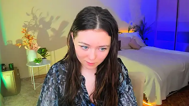 AlluringLookk online show from 11/29/25, 09:34