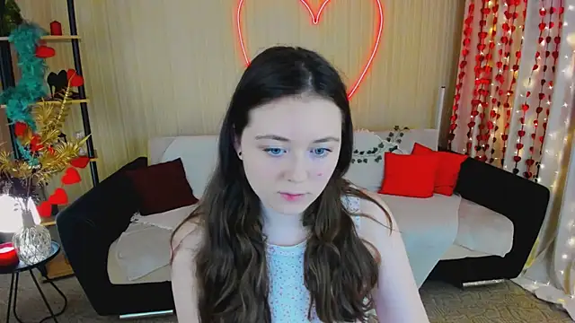 AlluringLookk online show from 03/10/26, 05:07