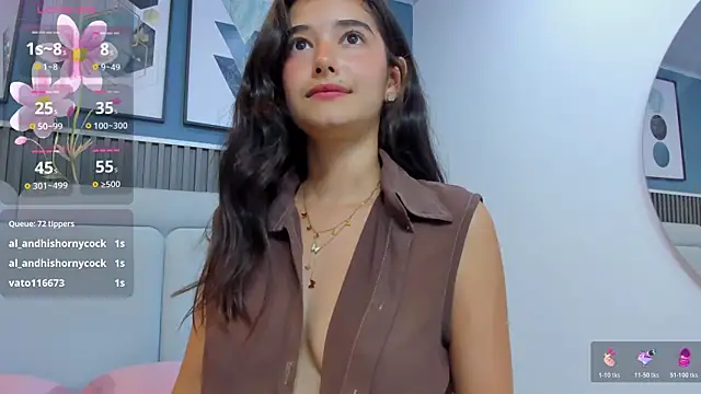 Snapshot of Ivy_petit chatting on 12/16/25, 07:30 Ivy petit online show from 12/16/25, 07:30