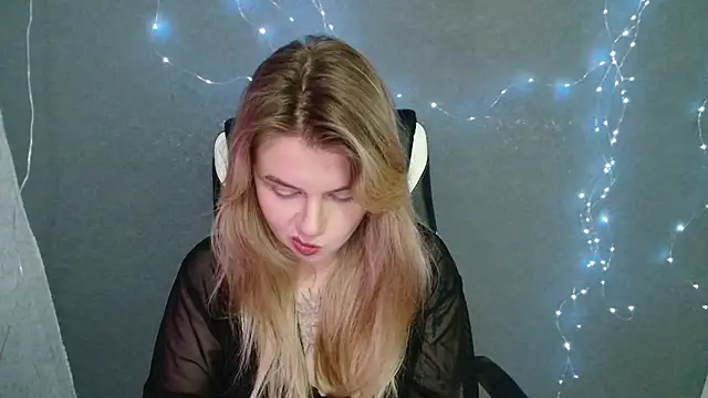 AngelicaHollywood online show from 11/21/25, 09:13