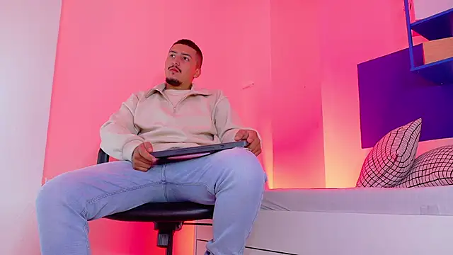 MrFox   online show from 02/20/26, 11:32