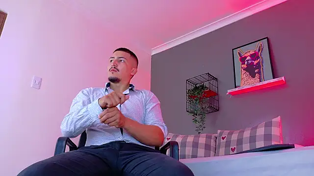 MrFox   online show from 02/22/26, 11:42