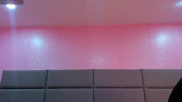 Emilia Bons online show from 04/02/26, 02:20