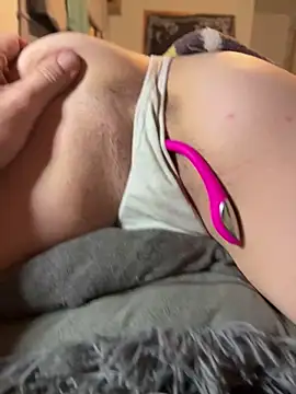 heycutie18 online show from 10/24/25, 11:45