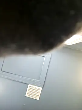 chocolate bella online show from 11/05/25, 08:53