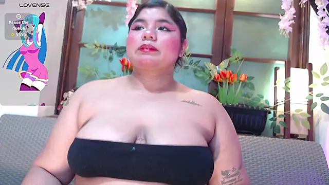 Lia Arellano online show from 07/17/26, 07:19