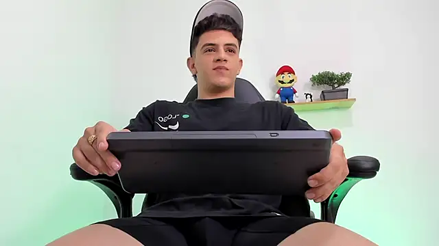 Mikecooper online show from 01/09/26, 05:10