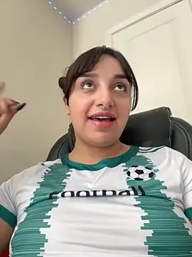 CharmingMaddie online show from 10/30/25, 03:24