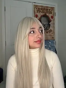 CharmingMaddie online show from 12/02/25, 06:47