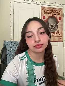 CharmingMaddie online show from 03/19/26, 06:45