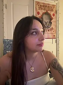 CharmingMaddie online show from 03/26/26, 03:56