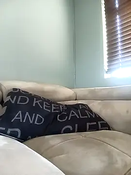 Thabo1004 online show from 10/25/25, 08:11