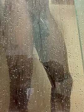 Snapshot of K0F3 chatting on 10/16/25, 12:33 K0F3 online show from 10/16/25, 12:33