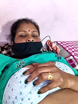 Love-pari077 online show from 02/11/26, 08:19