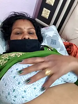 Love-pari077 online show from 03/01/26, 06:59