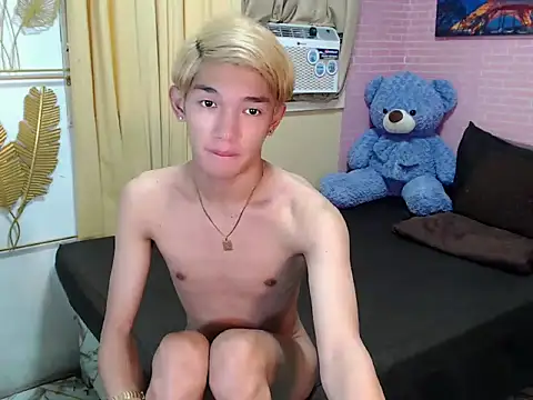 fuckerfriendsxx online show from 04/23/26, 06:47