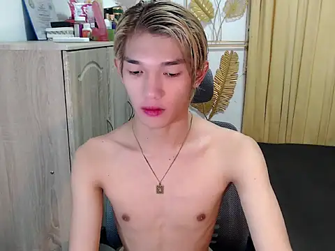 fuckerfriendsxx online show from 06/10/26, 07:07