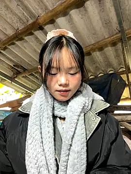 Snapshot of AdamLazis chatting on 11/20/25, 12:55 AdamLazis online show from 11/20/25, 12:55