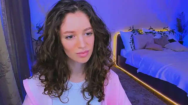 ChristinaConteeree online show from 09/24/25, 06:22