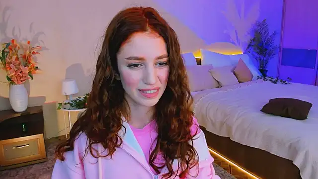 ChristinaConteeree online show from 10/10/25, 08:19