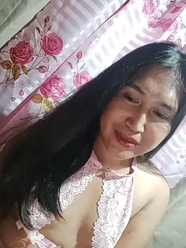 Snapshot of Romantic_Sabrina chatting on 07/28/26, 12:23 Romantic Sabrina online show from 07/28/26, 12:23